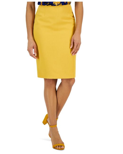 Kasper Yellow Stretch-crepe Back-vent Skimmer Pencil Skirt