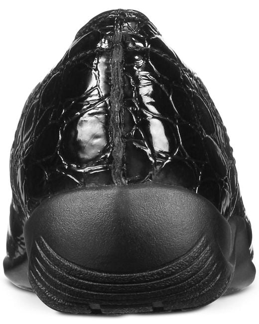 Easy Street Black Purpose Flats