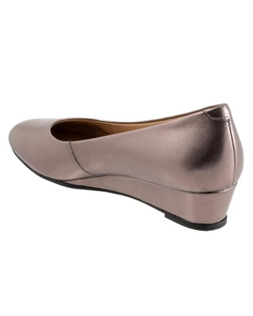 Trotters White Denisse Pump