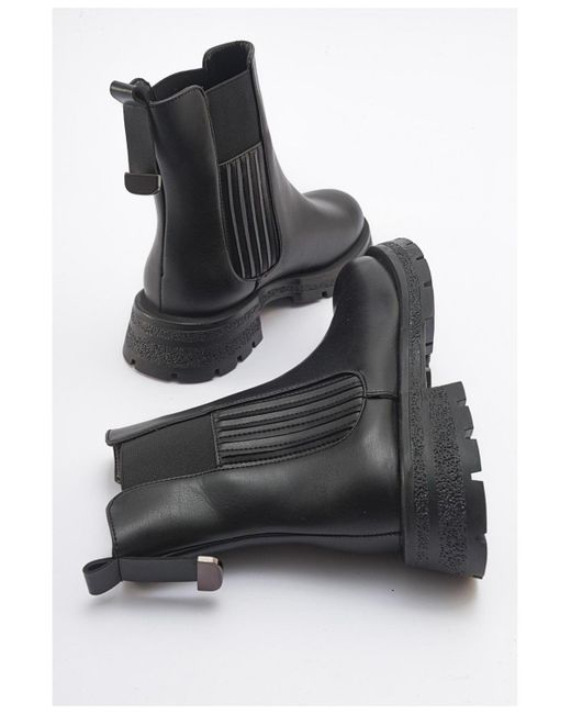 Prologue Shoes Black Sofia Chelsea Boot ()