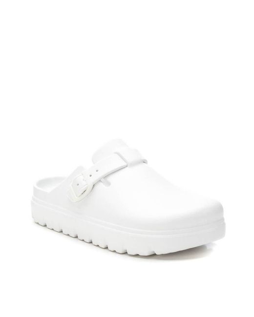 Xti White Comfort Clogs