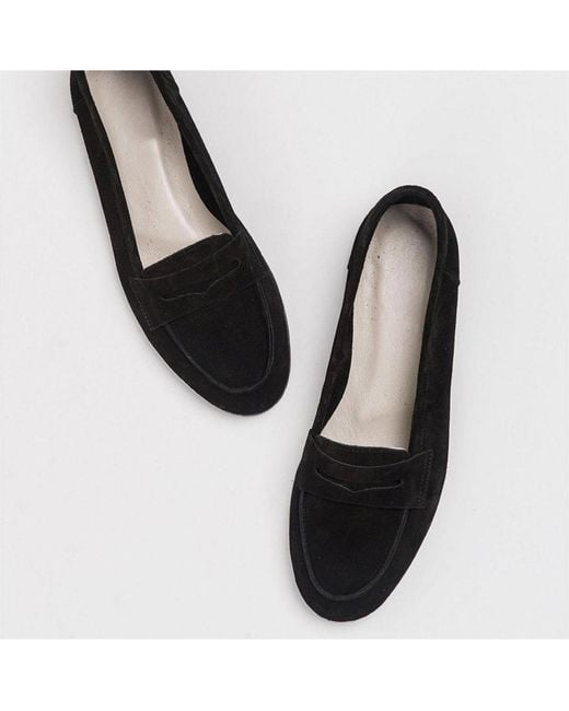 Forever & Always Shoes Women's Black Dorothy Leather Loafer
