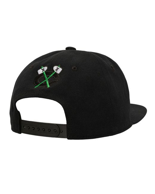 Mitchell & Ness Black Chicago Hawks Core Team Special Snapback Hat for men