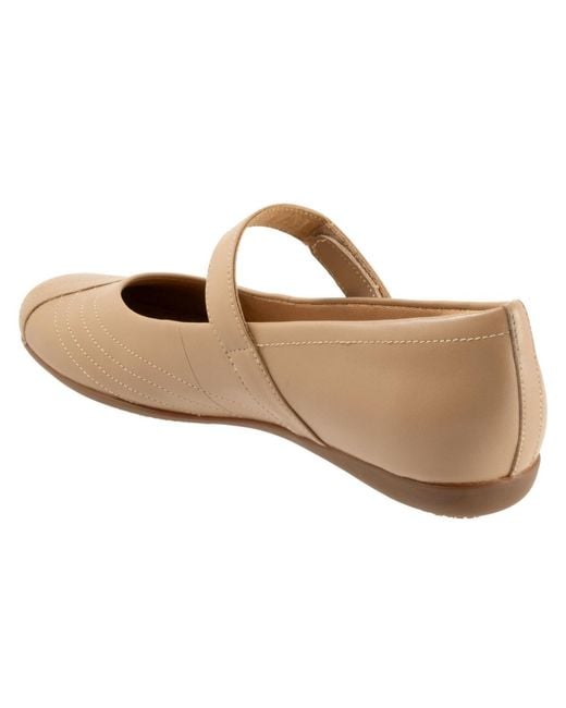 Trotters Brown Sherese Flat