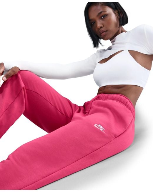 Nike Red Sportswear Club Fleece Mid-rise joggers