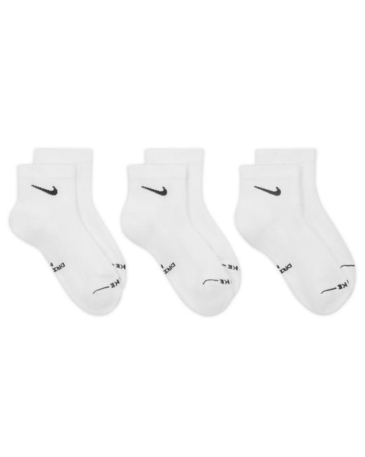 Nike White Everyday Elevated Ankle Socks for men