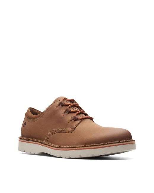 Clarks Brown Eastford Low Shoes for men