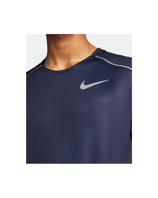 airmax pre day sneaker