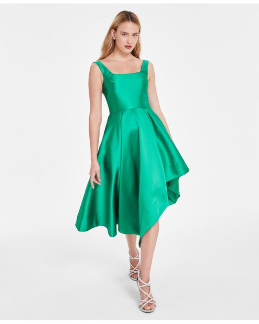 Eliza J Petite Square-neck Sleeveless Asymmetric-hem Dress in Green | Lyst