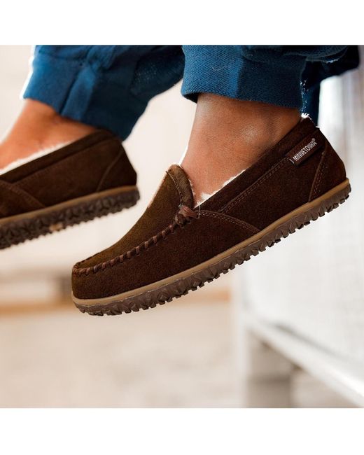 Minnetonka Brown Tempe Slippers