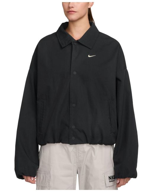 Nike Women's Black Sportswear Oversized Woven Jacket