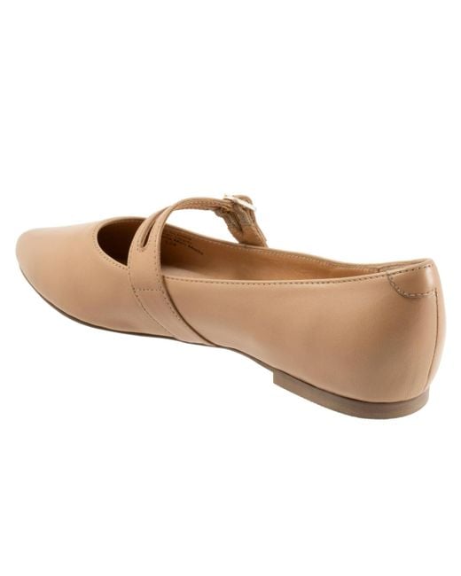 Trotters Brown Emerald Flat