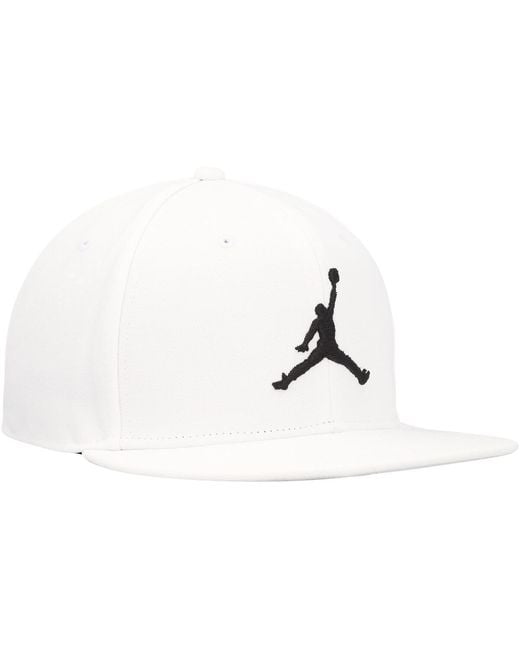Nike White Pro Jumpman Snapback Hat for men