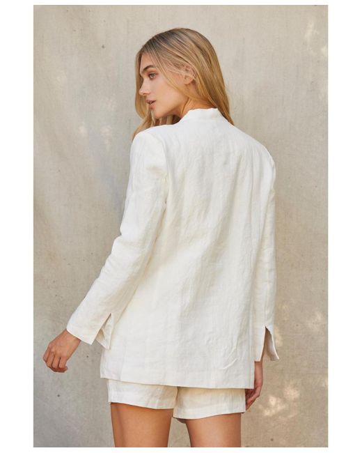 Crescent White Zoey Collarless Linen Blazer