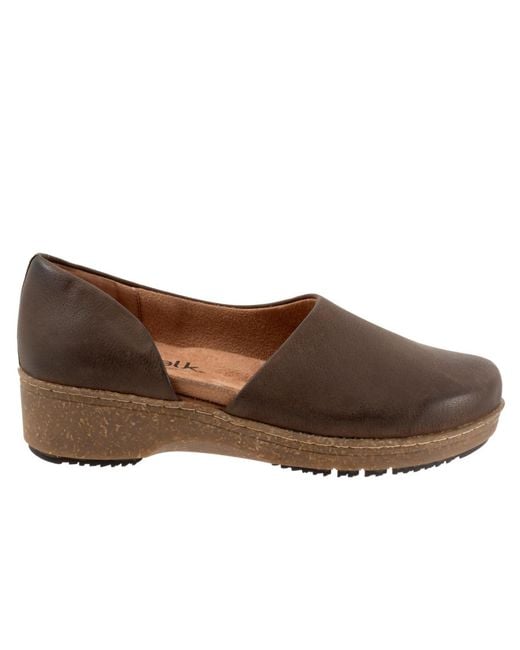 Softwalk® Brown Addie Clog