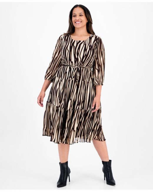 Sandra Darren Multicolor Plus Size 3/4-sleeve Tiered Mesh Dress