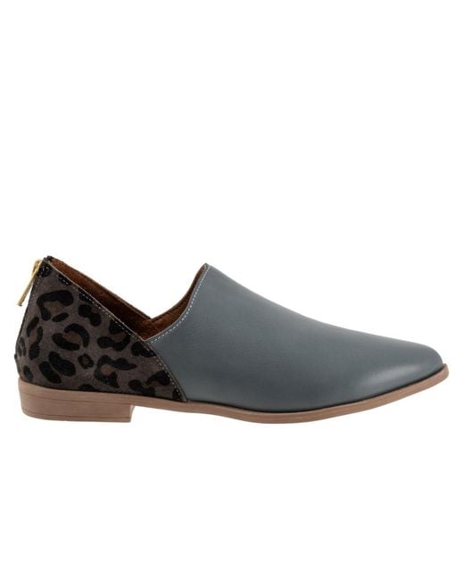 BUENO Multicolor Beau Flat