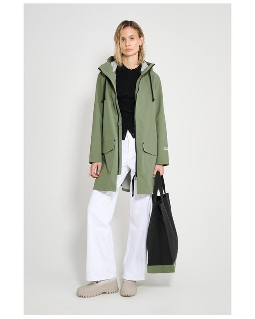 Stutterheim Green Mosebacke Patch Raincoat
