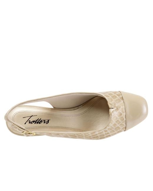 Trotters White Dea Pump