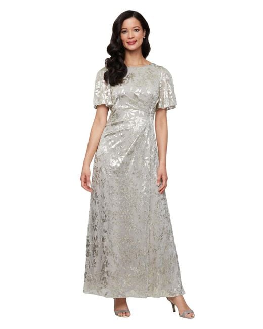 Sl Fashions Gray Petite Short-sleeve Metallic A-line Gown