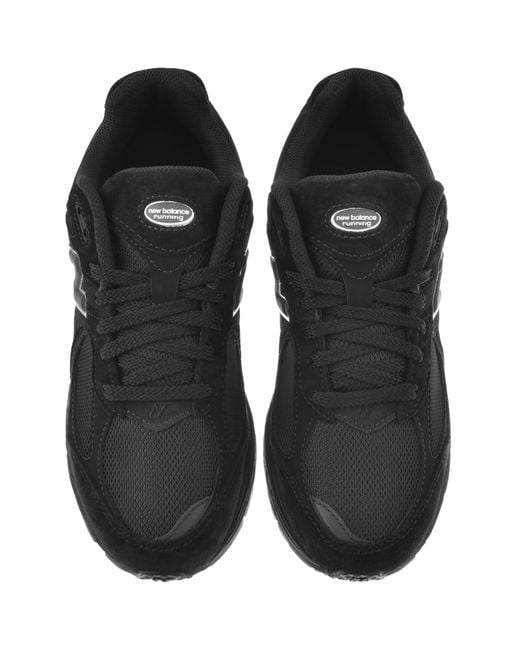 New Balance Black 2002R Trainers for men