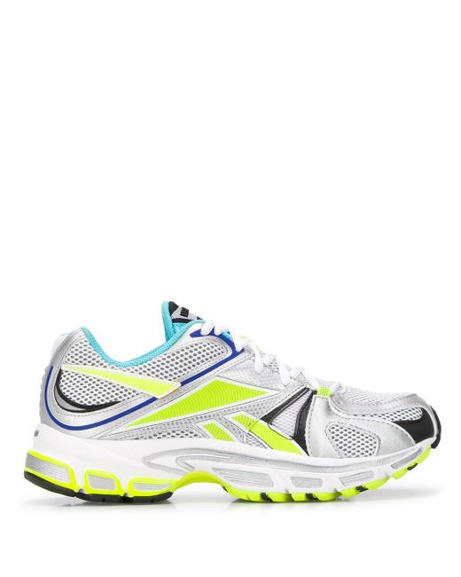 reebok spike runner 200