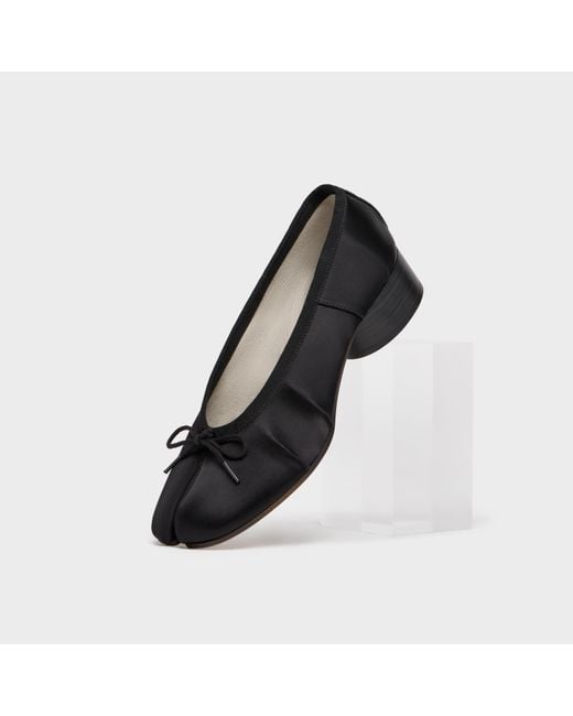 Maison Margiela Black Tabi Satin Ballerina
