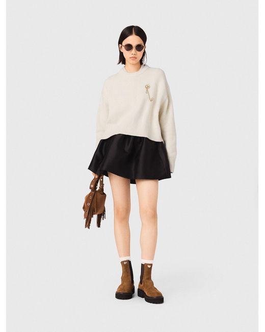 Pull Avec Broche Florale Maje en coloris White