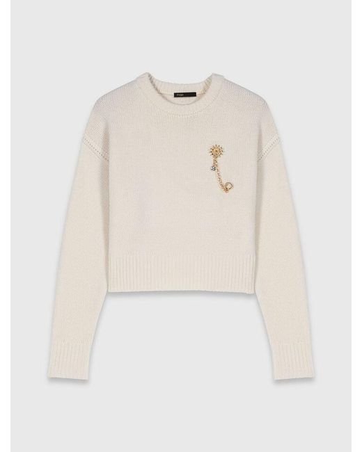 Pull Avec Broche Florale Maje en coloris White