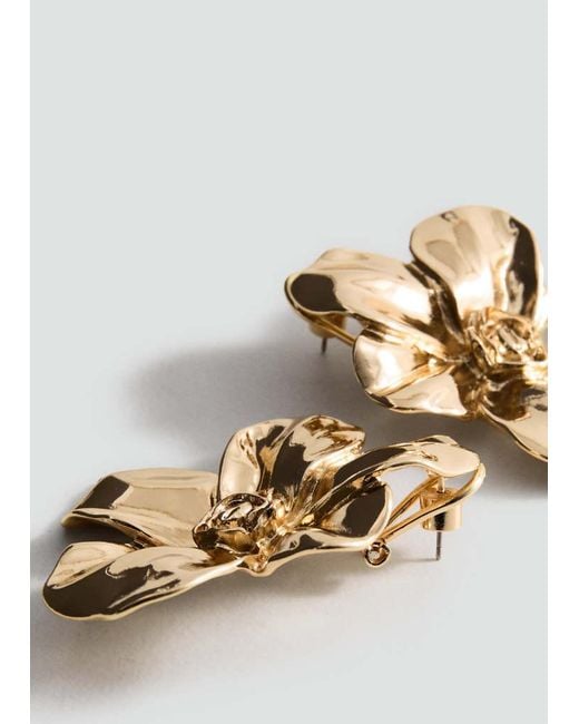 Mango Natural Flower-Design Earrings