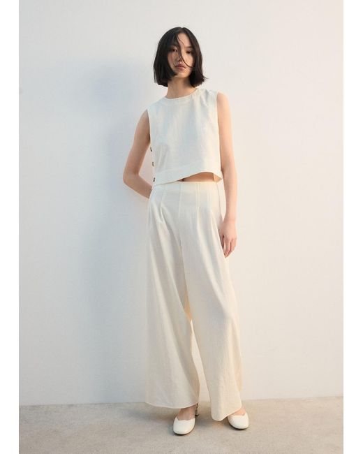 Mango Natural Buttoned Crop Top