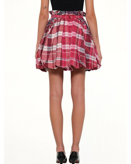 McQueen Red Amq