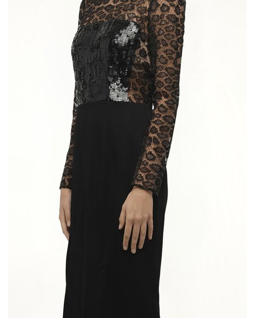 McQueen Black Amq