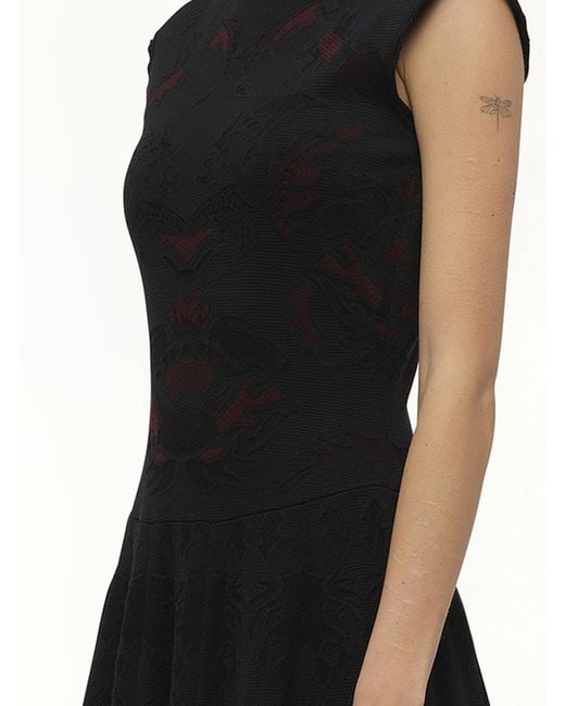 McQueen Black Amq