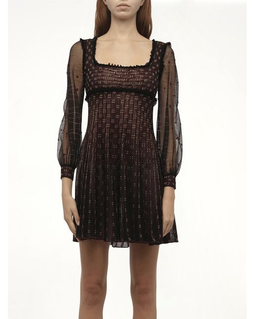 McQueen Black Amq