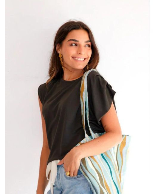 Blusa Tablas Mariquita Trasquilá de color Black