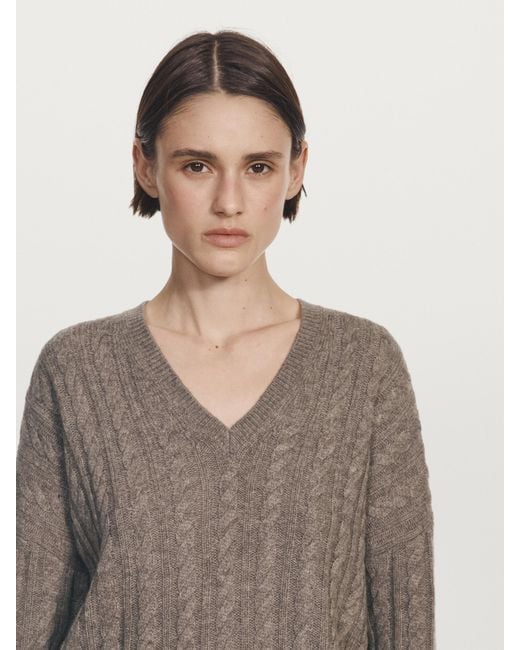 MASSIMO DUTTI Gray Cable-Knit V-Neck Sweater