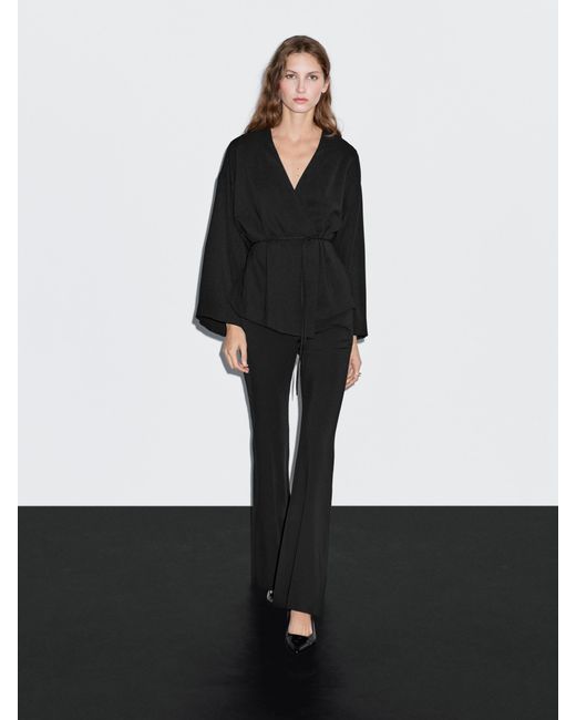 Kimono Fluido Escote Pico MASSIMO DUTTI de color Black