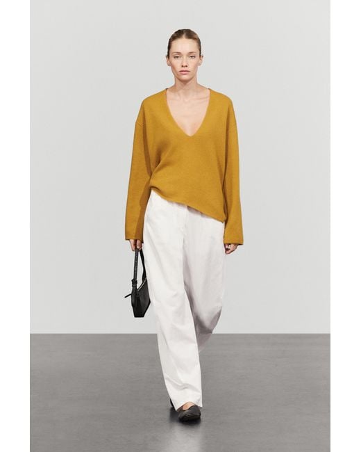 MASSIMO DUTTI White Long-Line Knit Sweater With Neckline Detail