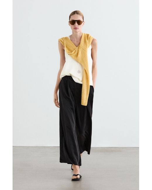 MASSIMO DUTTI Black Flowing Trousers With Pleated Details