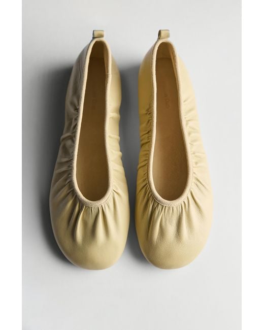 MASSIMO DUTTI Natural Soft Leather Ballet Flats With Gathered Detail