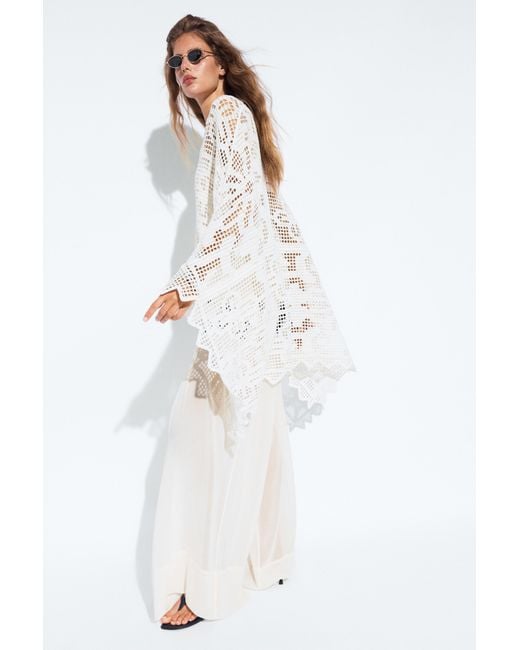 MASSIMO DUTTI White Crochet Knit Cape