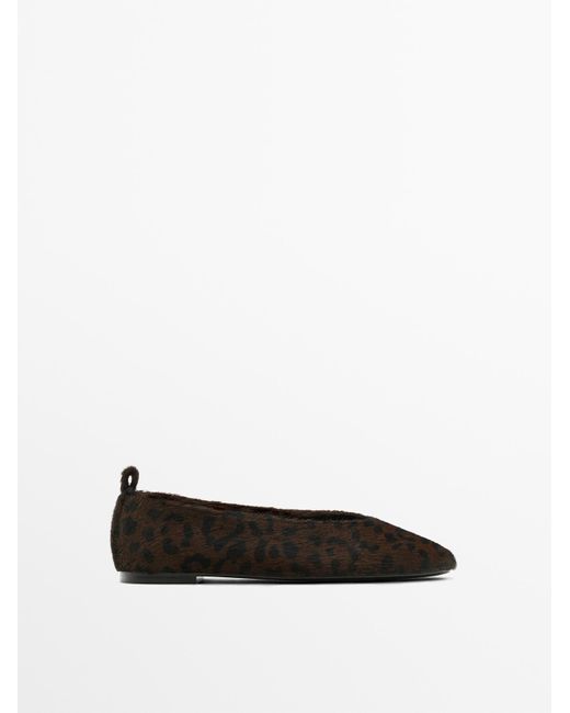 MASSIMO DUTTI Leren Ballerina Met Haar En Print in het White