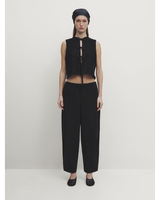 MASSIMO DUTTI Black Knit Vest With A Crew Neck And Tie Details