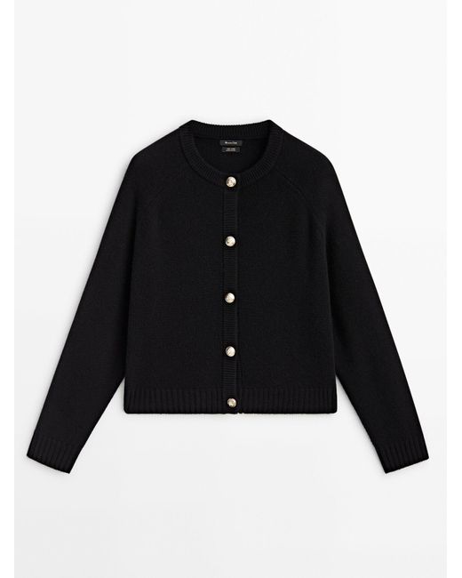 Basic sweater with buttons store