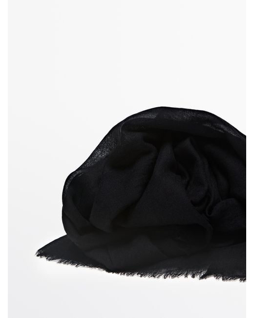 MASSIMO DUTTI Black Lightweight 100% Wool Scarf