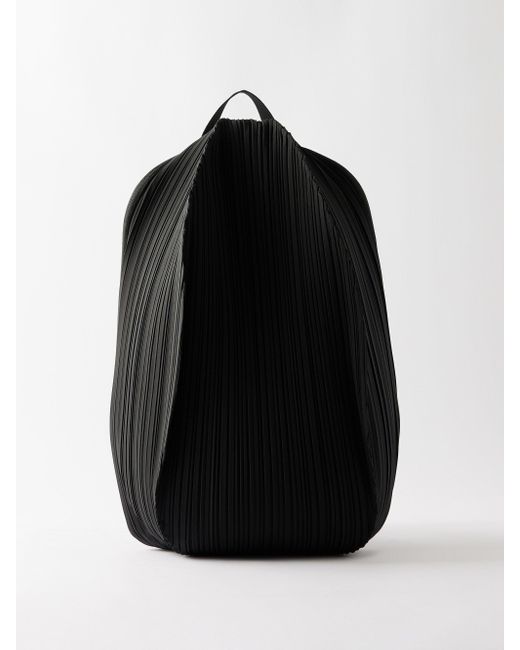 Pleats Please Issey Miyake Technical-pleated Backpack in Black | Lyst