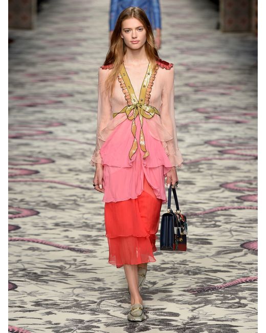 Gucci Pink Swan Print Dress with Bows on the Front - Runway