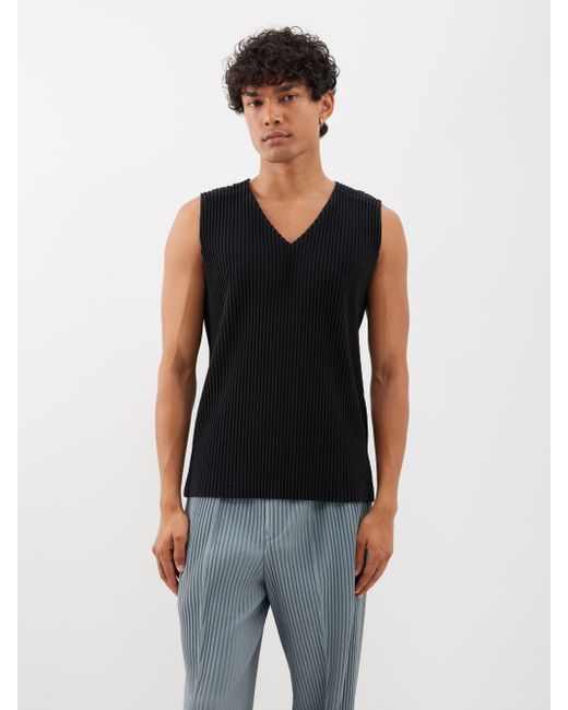 Homme Plissé Issey Miyake V-neck Technical-pleated Tank Top in