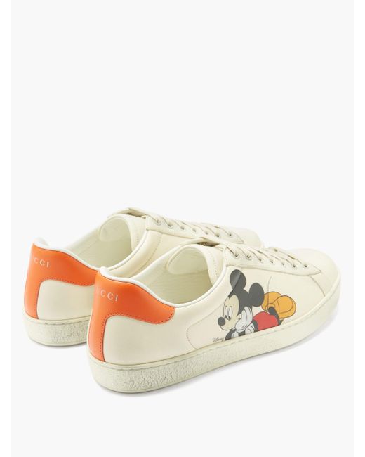 Gucci レザー エース ミッキーマウス レザースニーカー メンズ Lyst